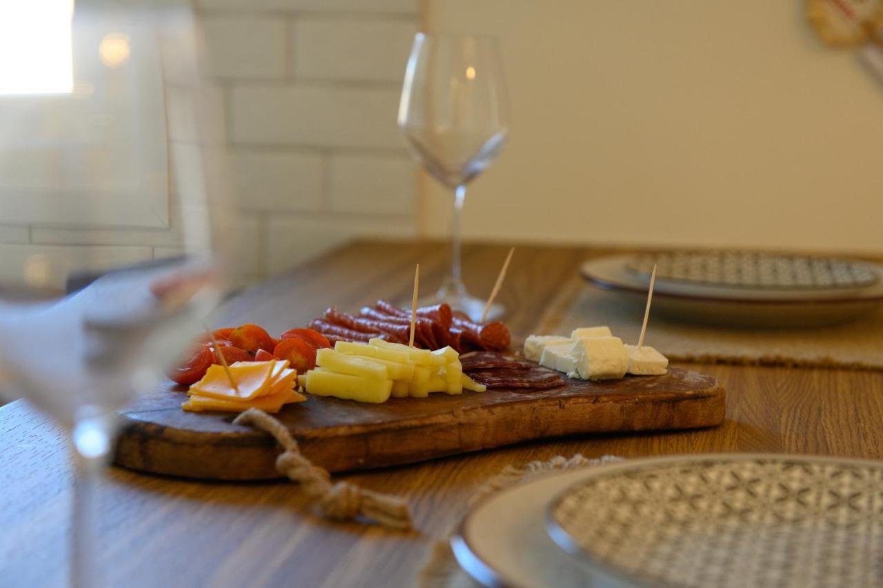 La Maisonette House In The Heart Of Liapades Close To Rovinia Beach & Paleokastritsa Exteriör bild