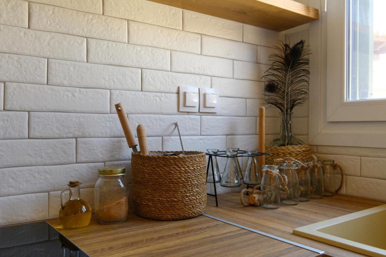 La Maisonette House In The Heart Of Liapades Close To Rovinia Beach & Paleokastritsa Exteriör bild